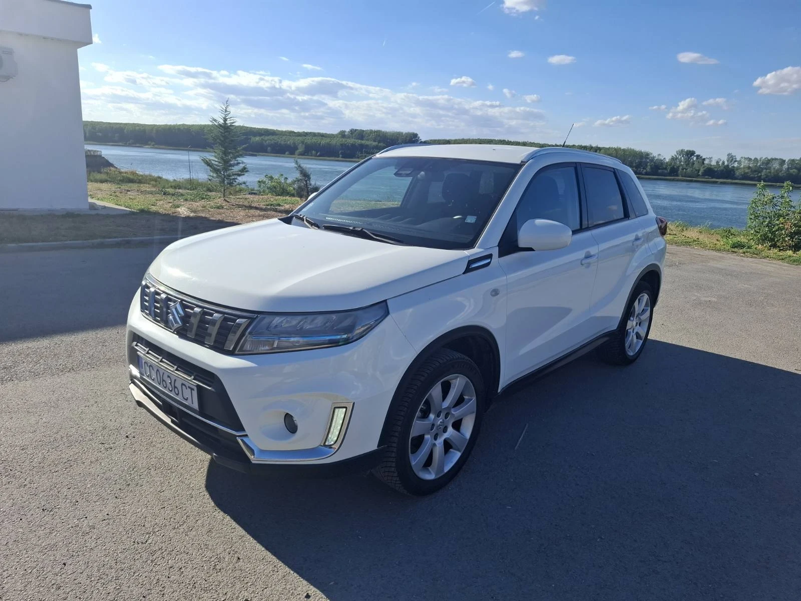 Suzuki Vitara 1.4 BOOSTERJET, снимка 2 - Автомобили и джипове - 56051056