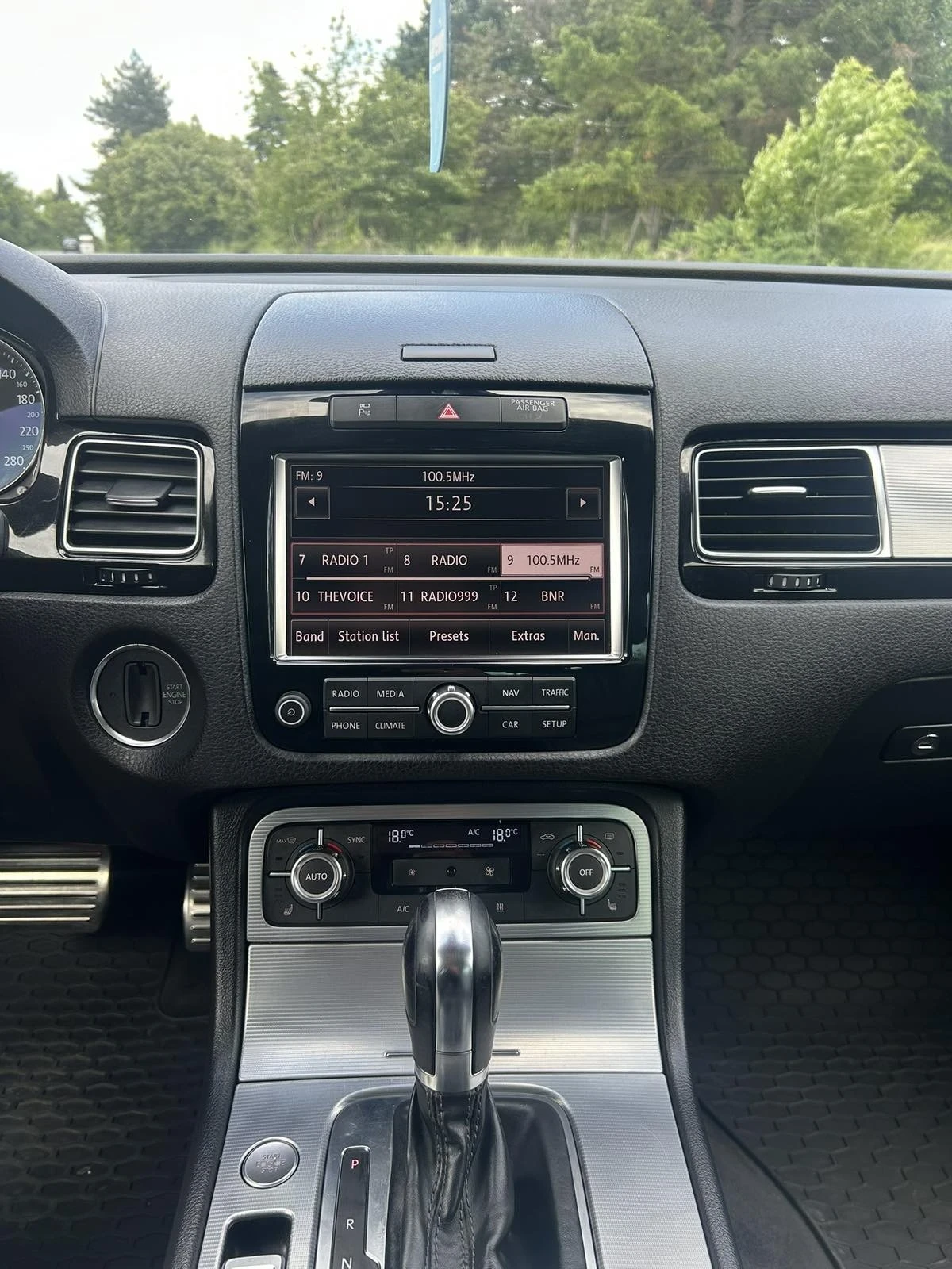 VW Touareg 4.2 TDI R-line, снимка 14 - Автомобили и джипове - 56162251