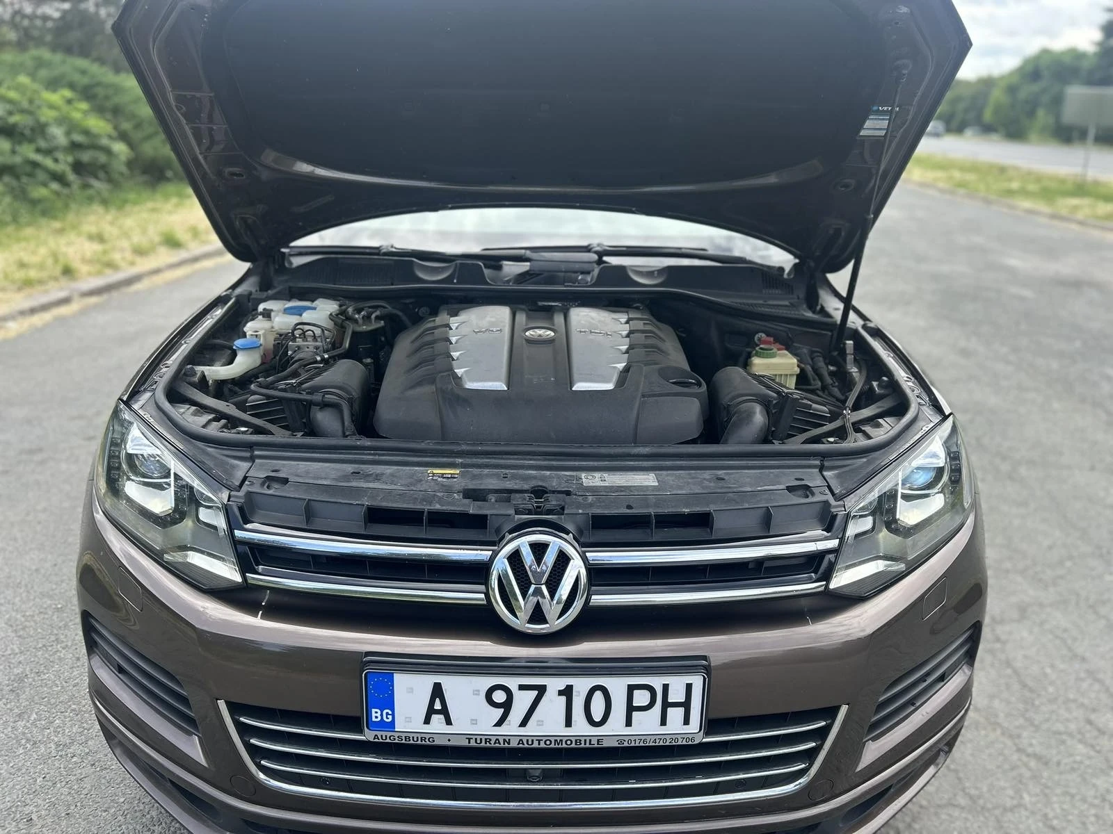 VW Touareg 4.2 TDI R-line, снимка 10 - Автомобили и джипове - 56162251