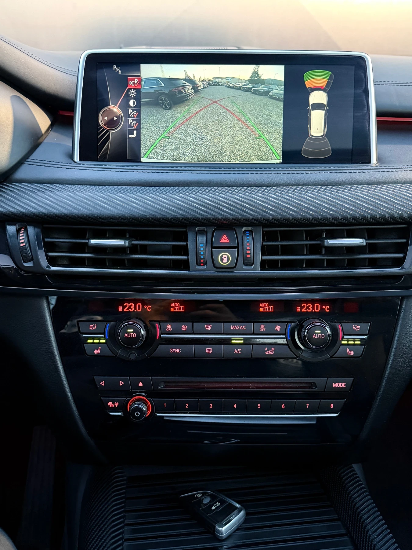 BMW X5 M50D| M-PACK| 360| B&O| PANO| TOP| СОБСТВЕН ЛИЗИНГ, снимка 12 - Автомобили и джипове - 56367326