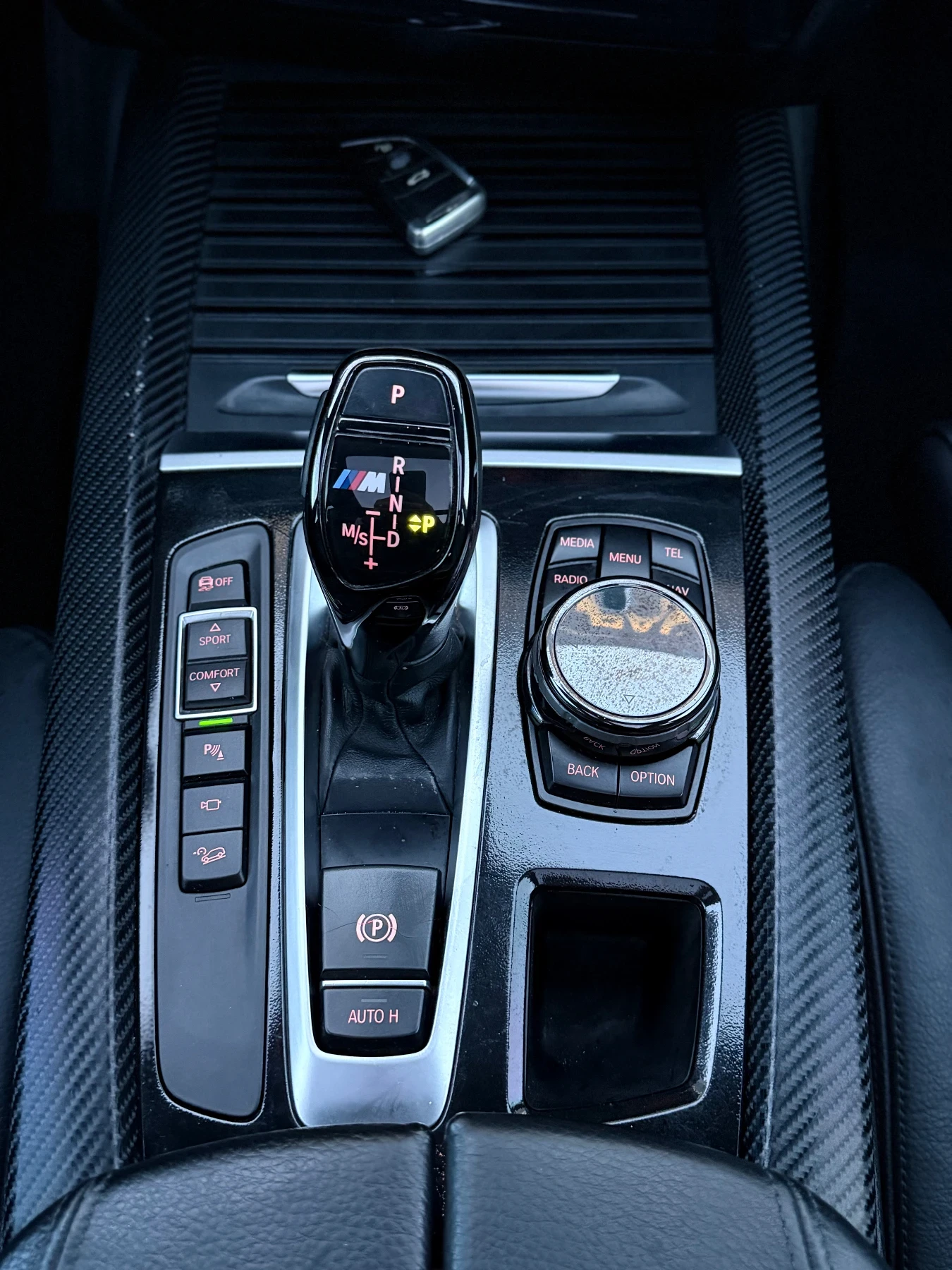 BMW X5 M50D| M-PACK| 360| B&O| PANO| TOP| СОБСТВЕН ЛИЗИНГ, снимка 9 - Автомобили и джипове - 56367326