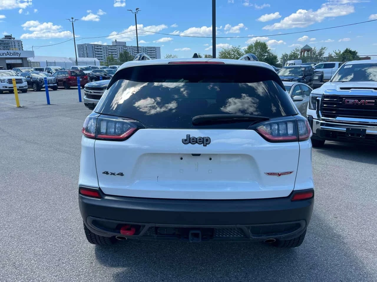 Jeep Cherokee * Trailhawk Elite * CARFAX * ����� �� ����������� | Mobile.bg � ����������� 4