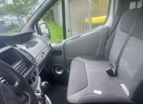 Opel Vivaro 2.0dci 115hp НА ЧАСТИ, снимка 7