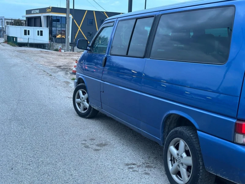 VW Transporter 2.5 tdi Caravelle , снимка 12 - Бусове и автобуси - 52949436