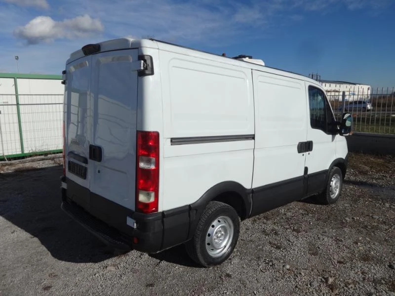 Iveco Daily 35S11 3, 5т. КЛИМАТИК - изображение 5