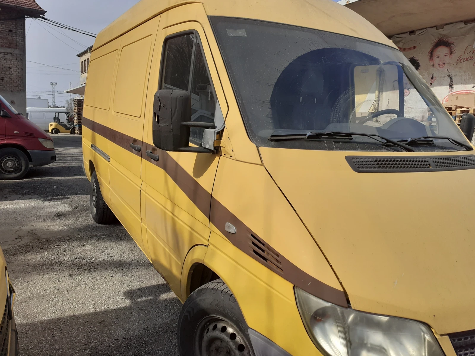 Mercedes-Benz Sprinter 211  - изображение 2