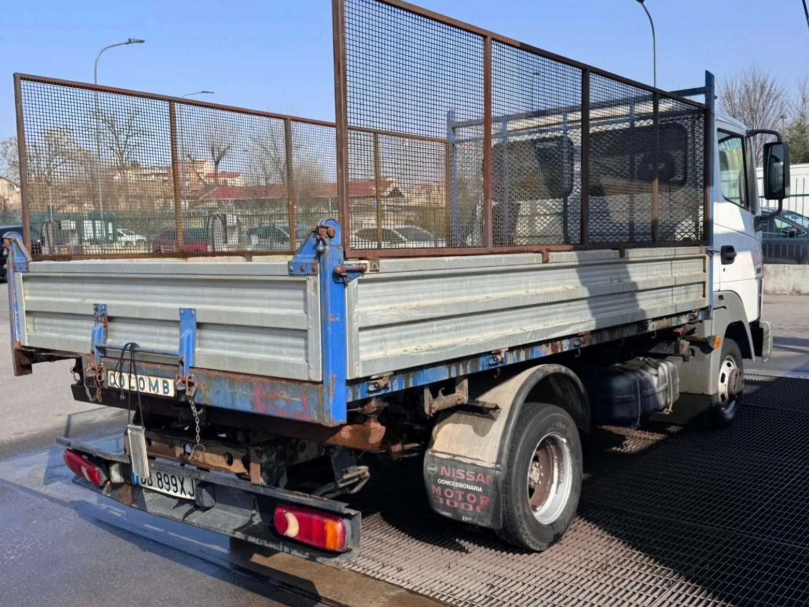 Nissan Capstar Бетоновоз / Самосвал, снимка 3 - Бусове и автобуси - 54399958