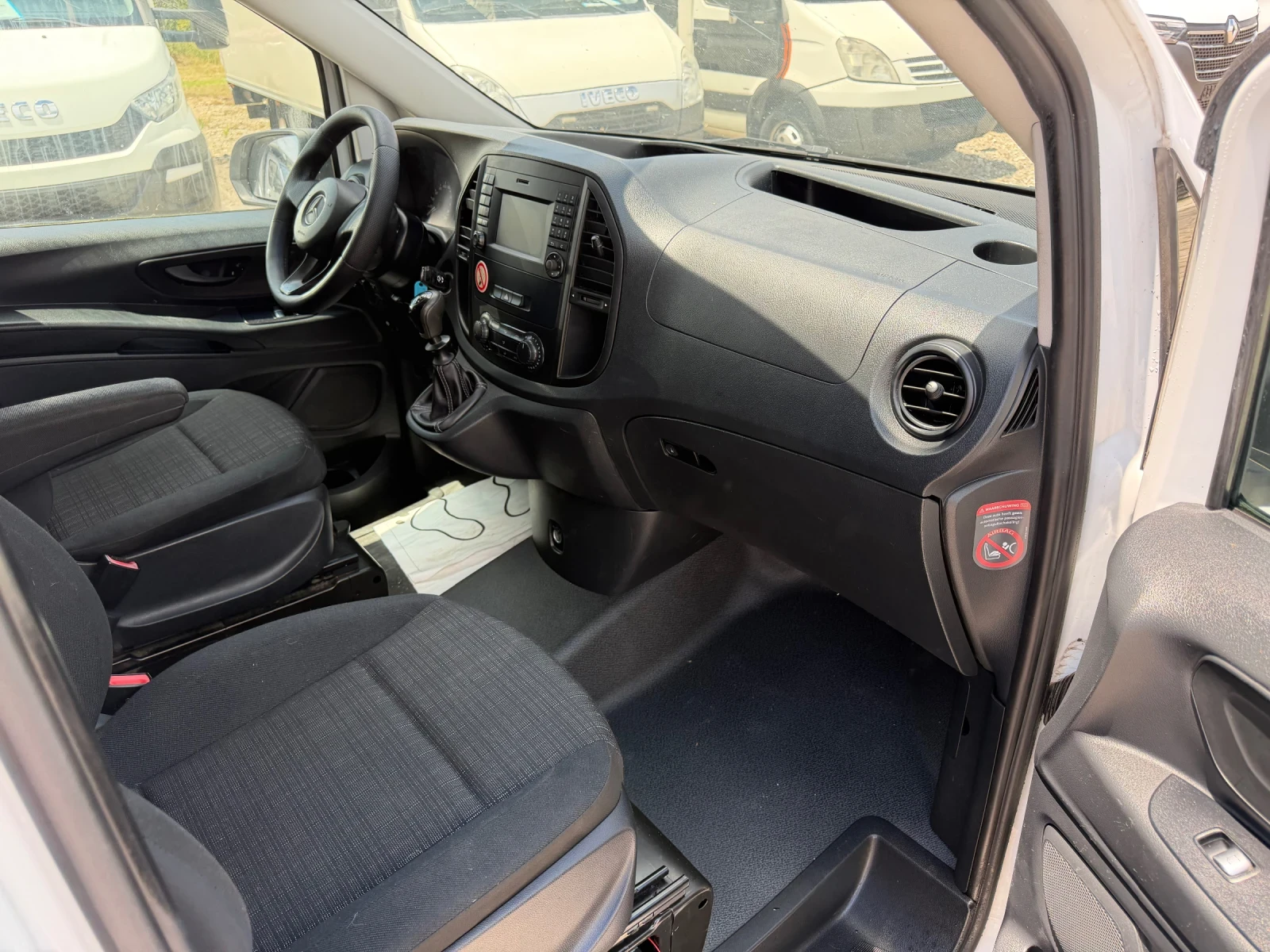 Mercedes-Benz Vito LONG!ТОП!НАВИ!КЛИМА, снимка 13 - Бусове и автобуси - 54957419