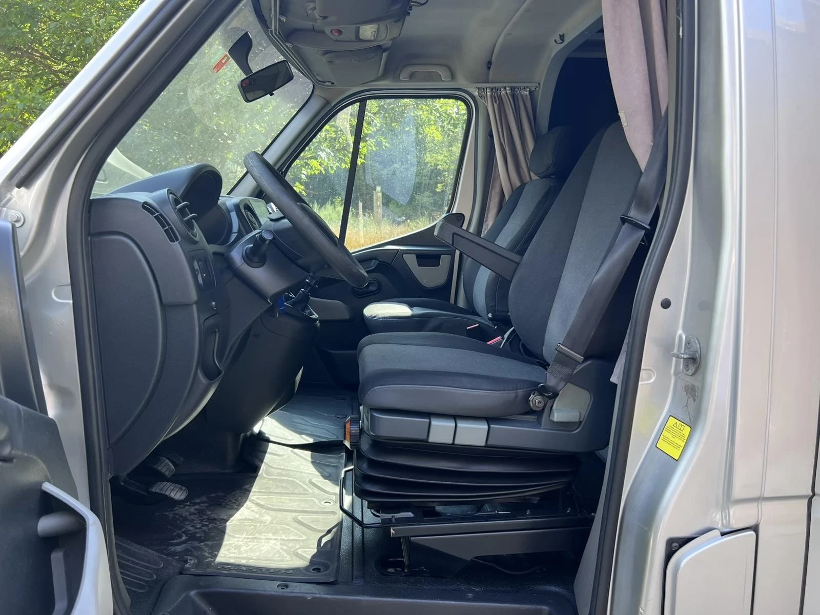 Renault Master 2.3 dci, снимка 11 - Бусове и автобуси - 55449839