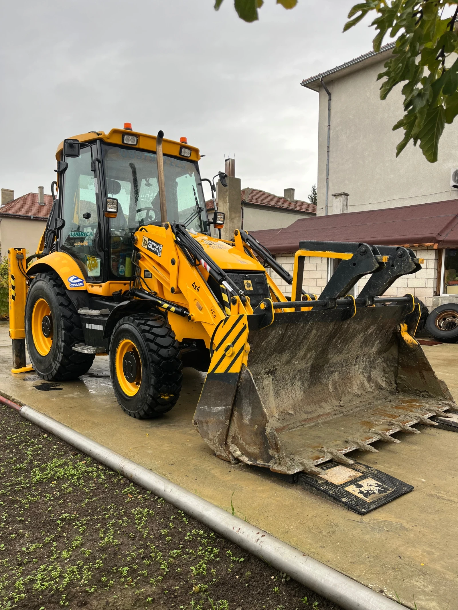 Багер JCB 3CX - изображение 3