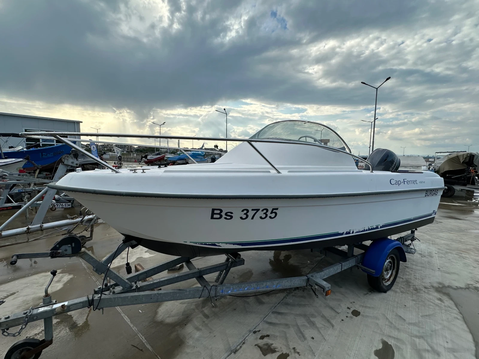 Моторна яхта Jeanneau B2 Marine Cap Ferret 452сс