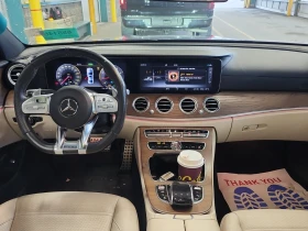 Mercedes-Benz E 53 AMG * CARFAX * 2 КЛЮЧА * ОБДУХВАНЕ * ПАНОРАМА, снимка 10