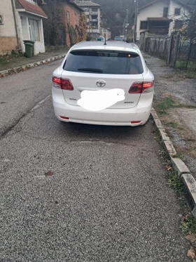 Toyota Avensis 2.2 дизел 150к.с, снимка 5