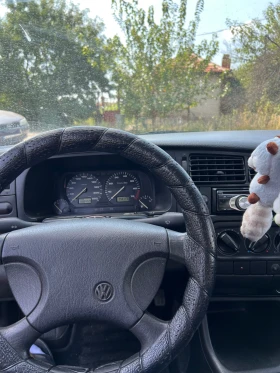 VW Golf 1.8  | Mobile.bg    7