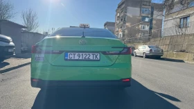Toyota Camry 2.5H Luxuri, снимка 4
