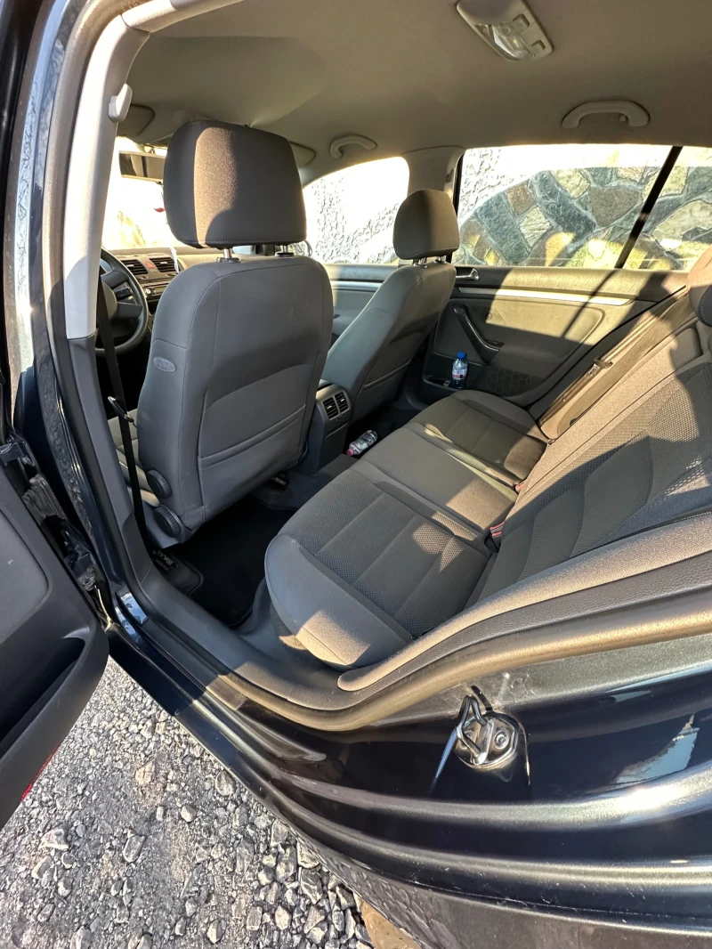 VW Golf 1.9 105к.с., снимка 10 - Автомобили и джипове - 49450833