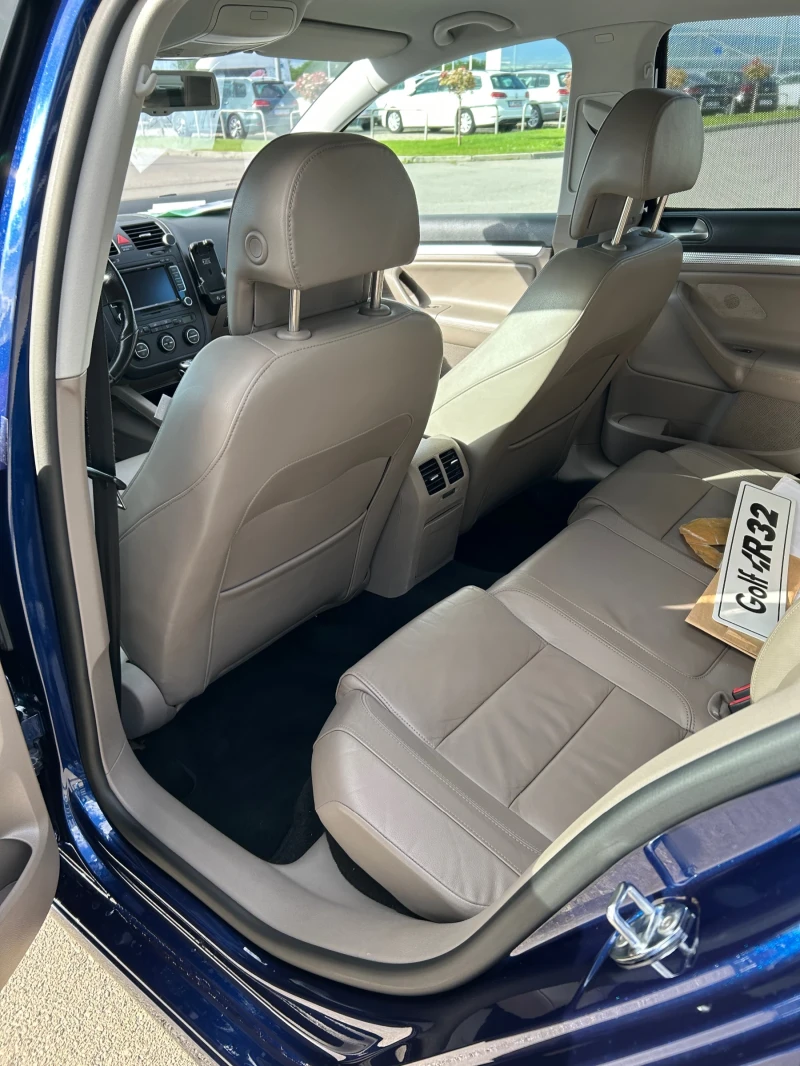 VW Golf R32, снимка 13 - Автомобили и джипове - 52297822