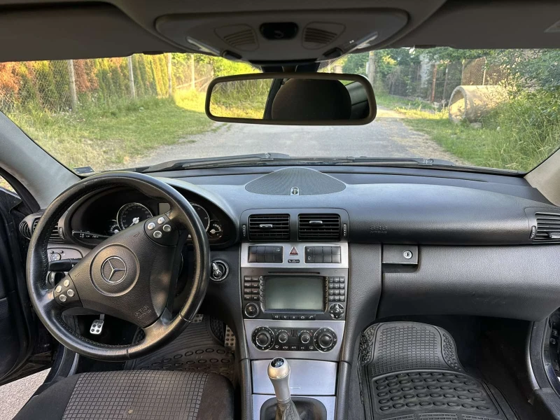 Mercedes-Benz C 220, снимка 6 - Автомобили и джипове - 52719443