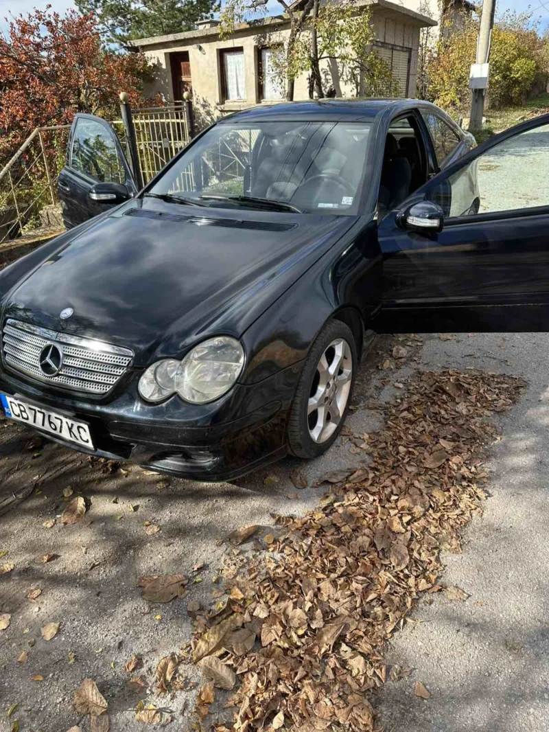 Mercedes-Benz C 220, снимка 7 - Автомобили и джипове - 52719443