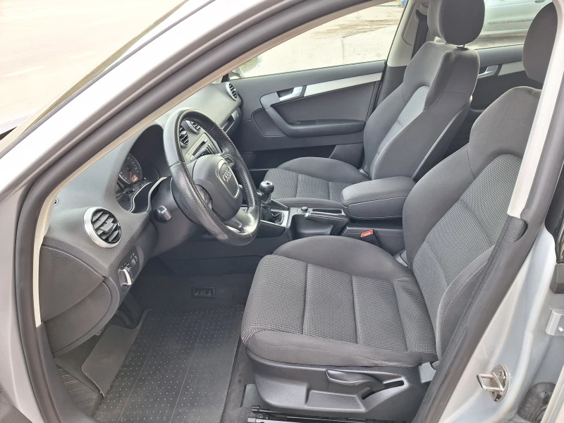 Audi A3 1, 2TFSI* Sportback* AC, снимка 9 - Автомобили и джипове - 52631775