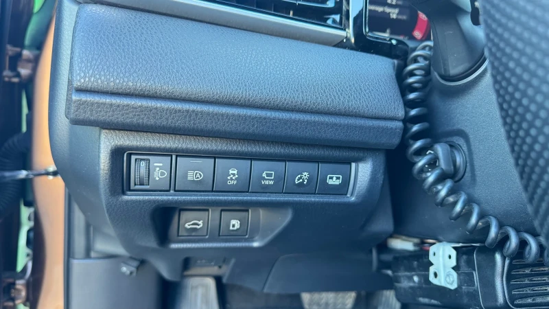 Toyota Camry 2.5H Luxuri, снимка 10 - Автомобили и джипове - 52942858