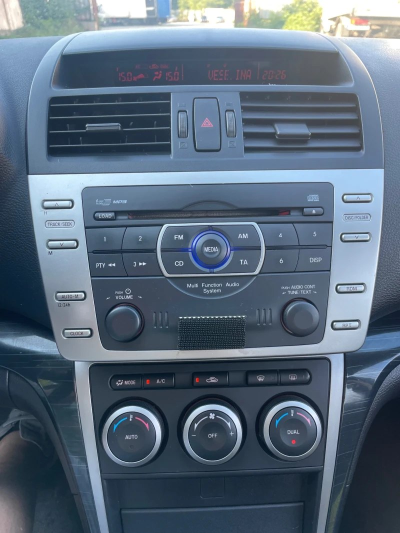 Mazda 6 1.8i , снимка 8 - Автомобили и джипове - 53155945