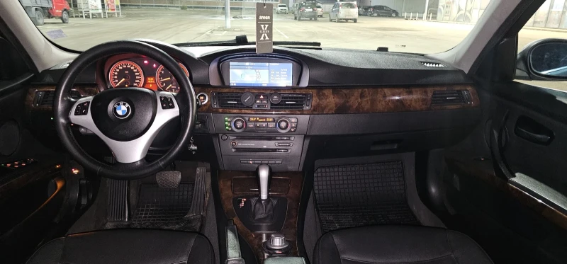 BMW 330 Е90, снимка 9 - Автомобили и джипове - 53277323