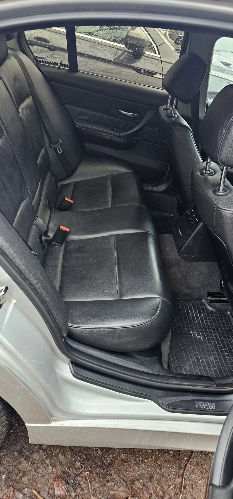 BMW 330 Е90, снимка 9 - Автомобили и джипове - 53277323