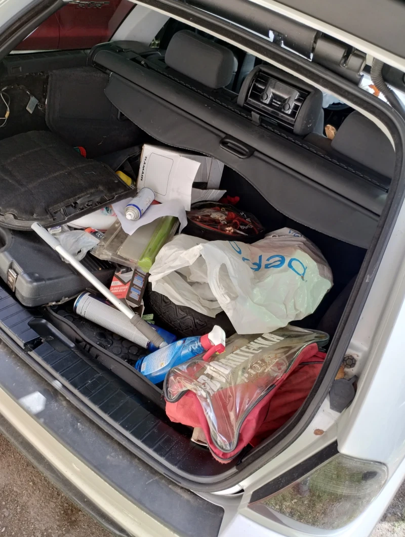 BMW 318, снимка 4 - Автомобили и джипове - 53357249