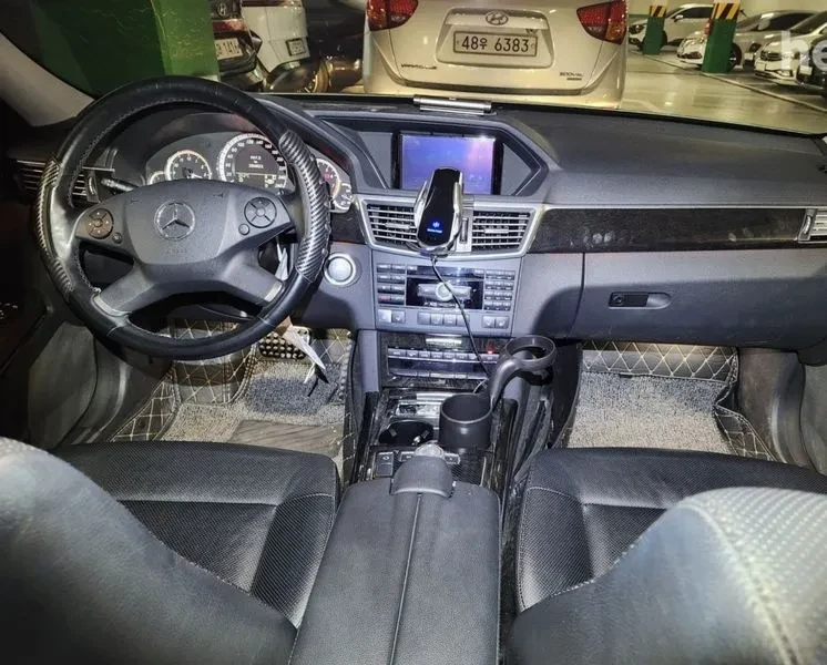 Mercedes-Benz E 350  - изображение 10