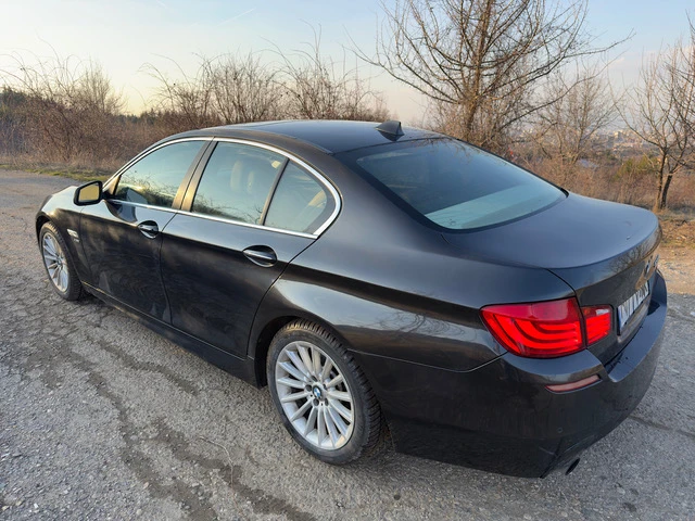 BMW 535 iXdrive, снимка 11 - Автомобили и джипове - 53739314