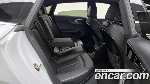 Audi A5 2.0 TDI Quattro , снимка 13 - Автомобили и джипове - 54484618
