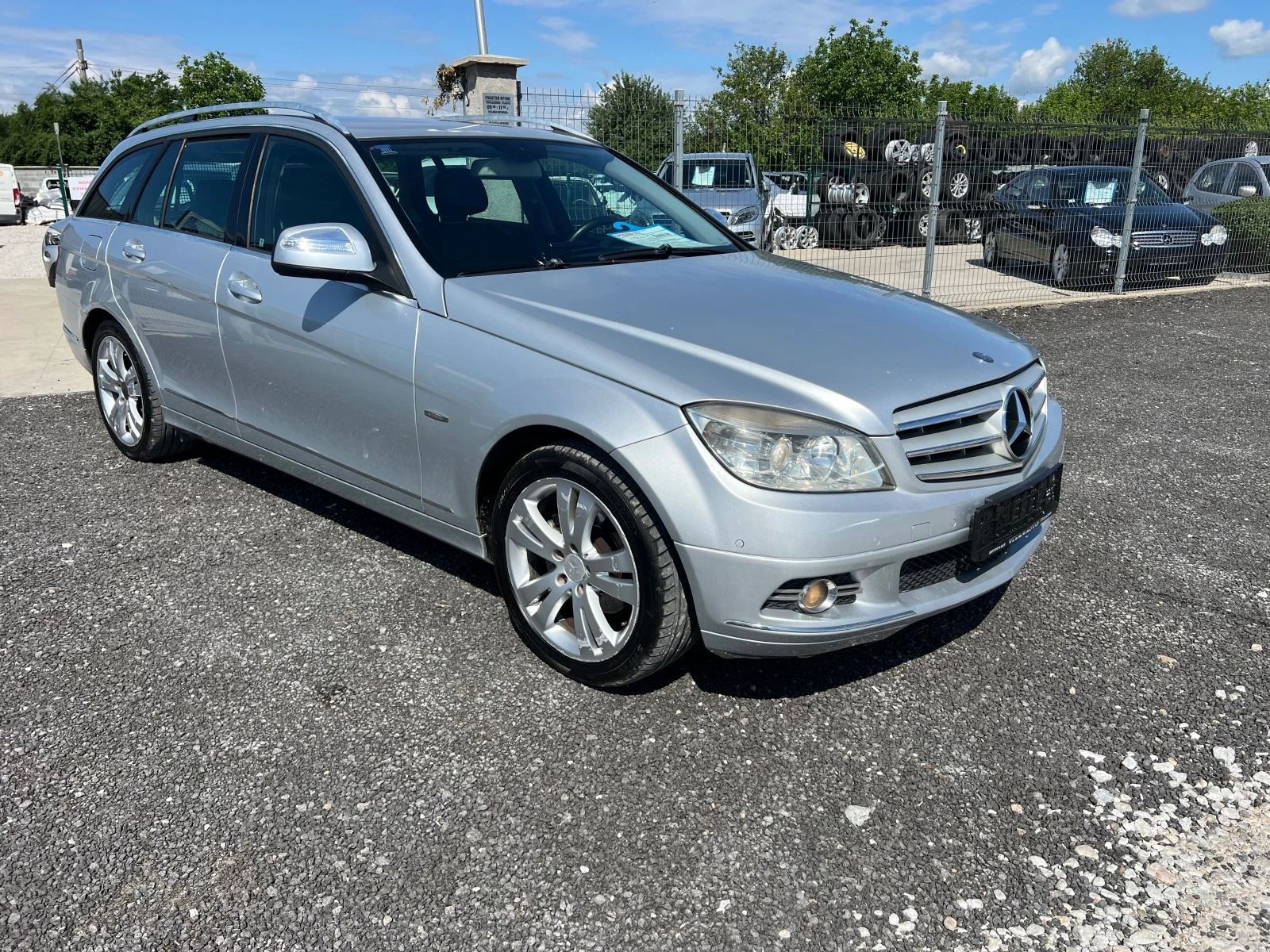 Mercedes-Benz C 200 2.2 cdi-AVANTGARDE- - изображение 3