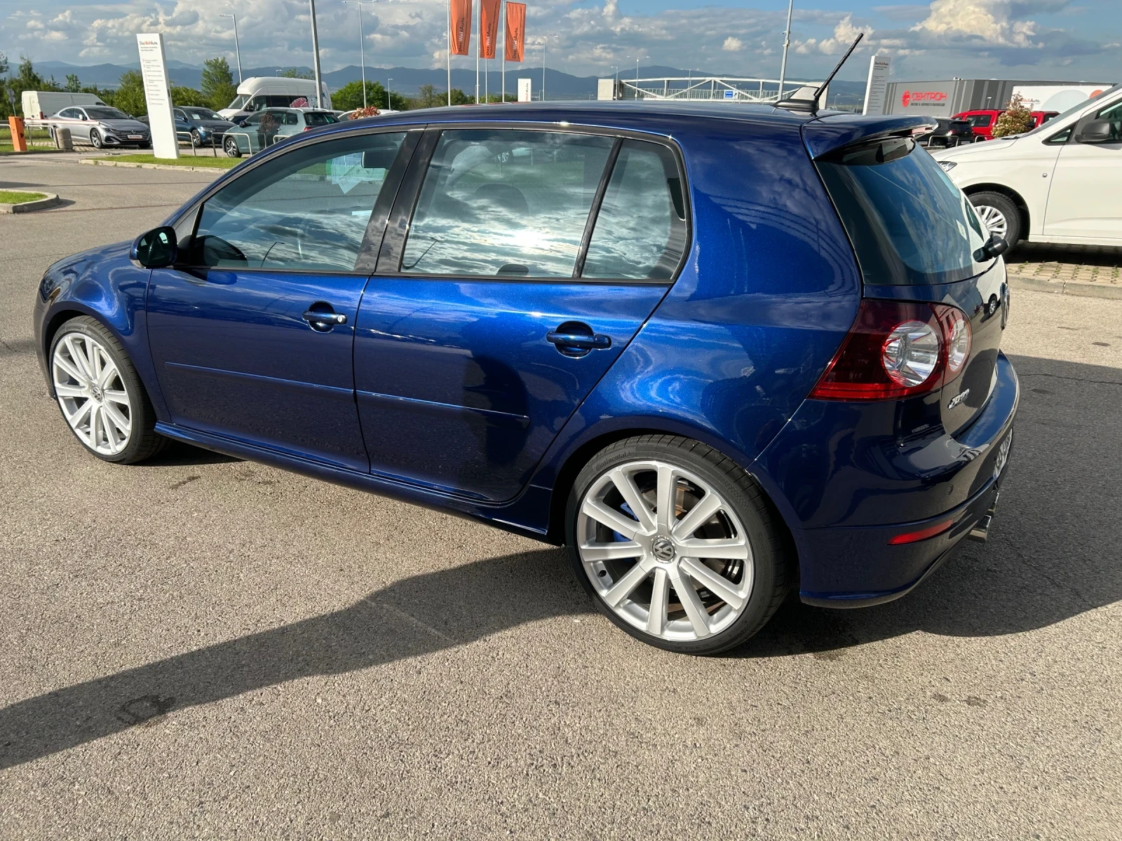 VW Golf R32 - изображение 10