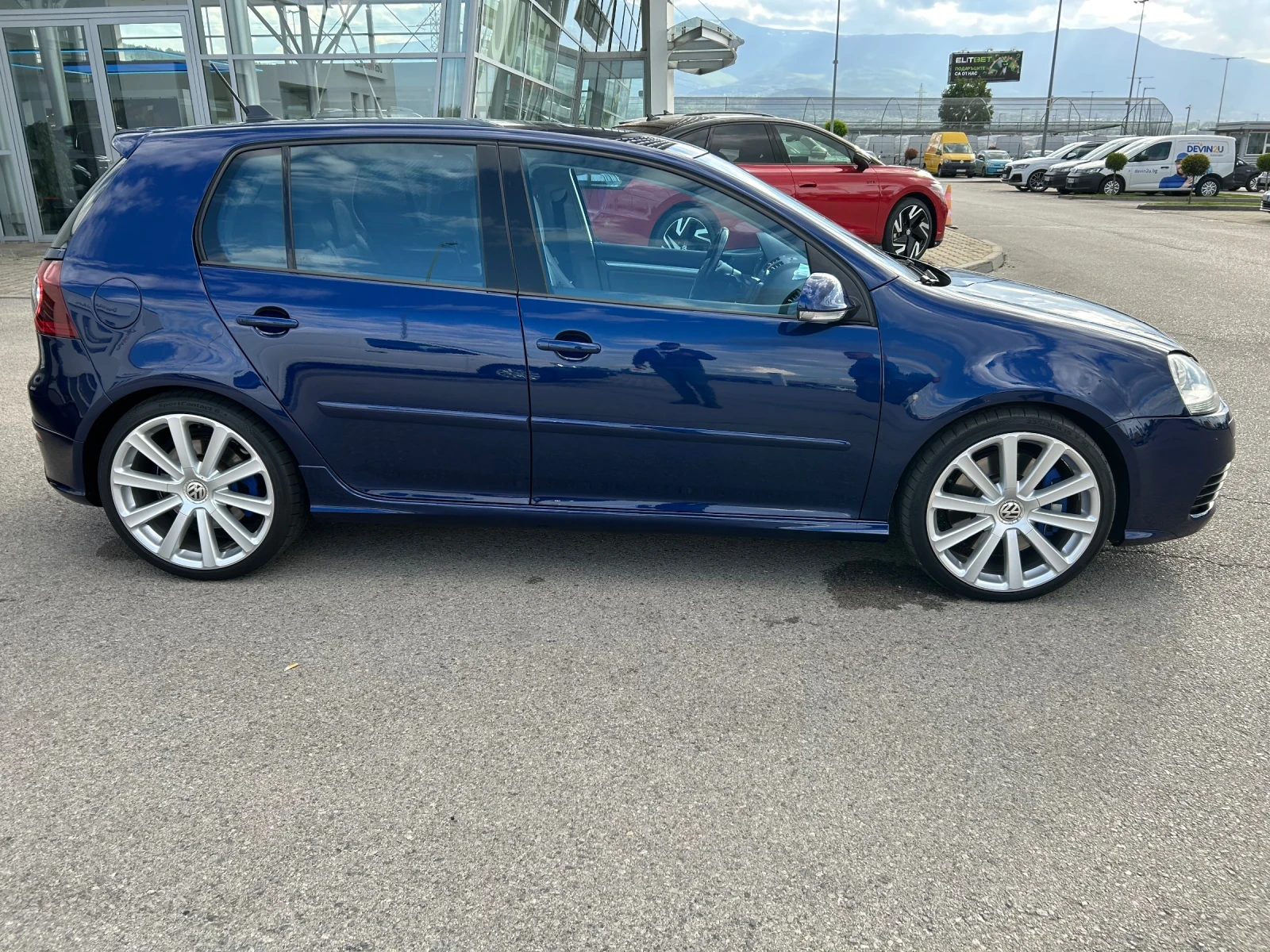 VW Golf R32 - изображение 2