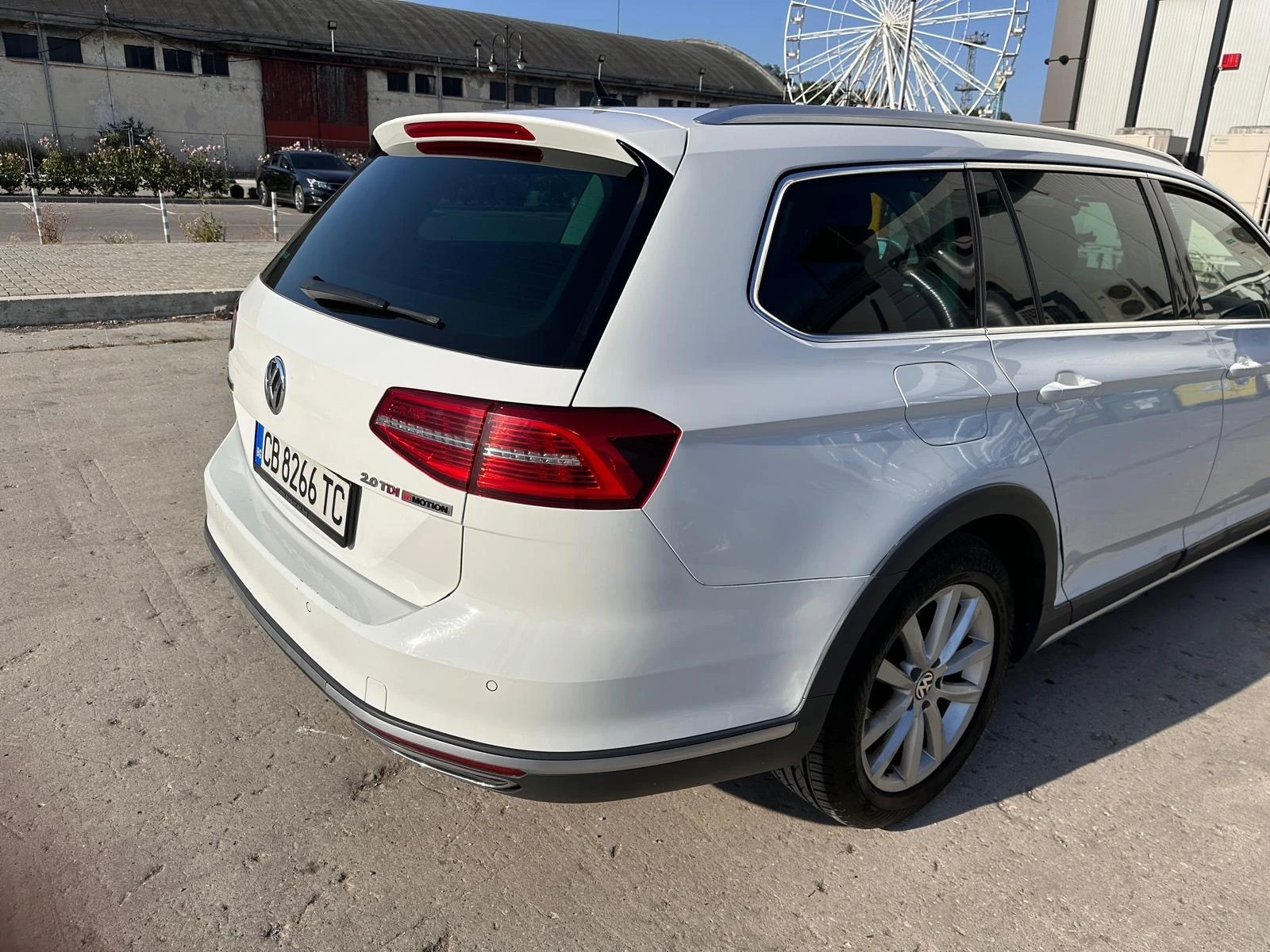 VW Passat  - изображение 2