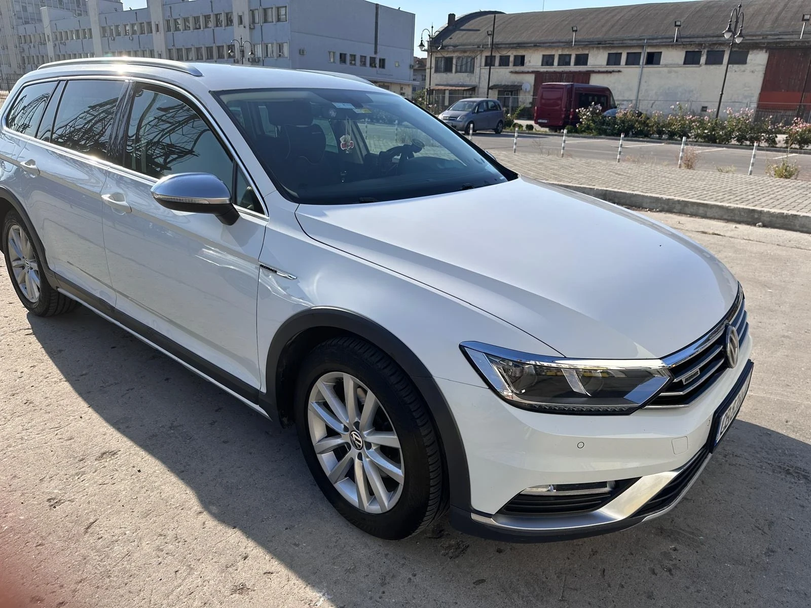 VW Passat  - изображение 8