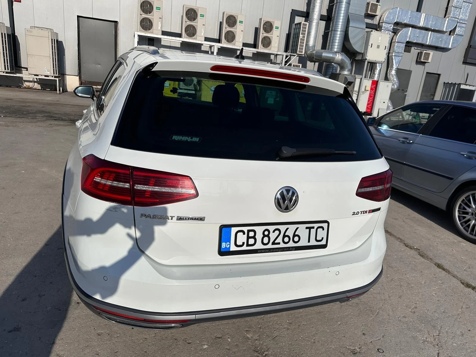 VW Passat  - изображение 9
