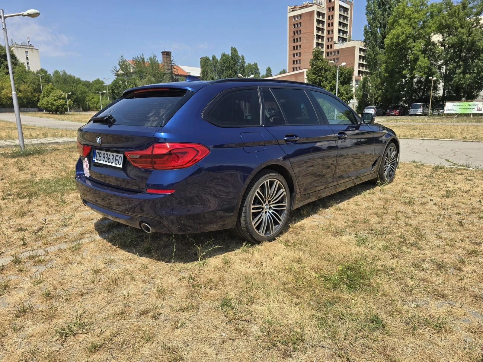 BMW 520 520i/FACE/184HP/LED/DISTR/КОЖА - изображение 5