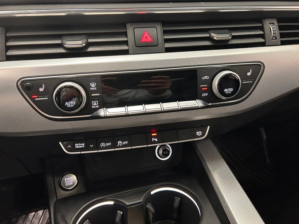 Audi A4 * 4dr Sdn Auto Progressiv quattro * CARFAX * ��� � | Mobile.bg � ����������� 16