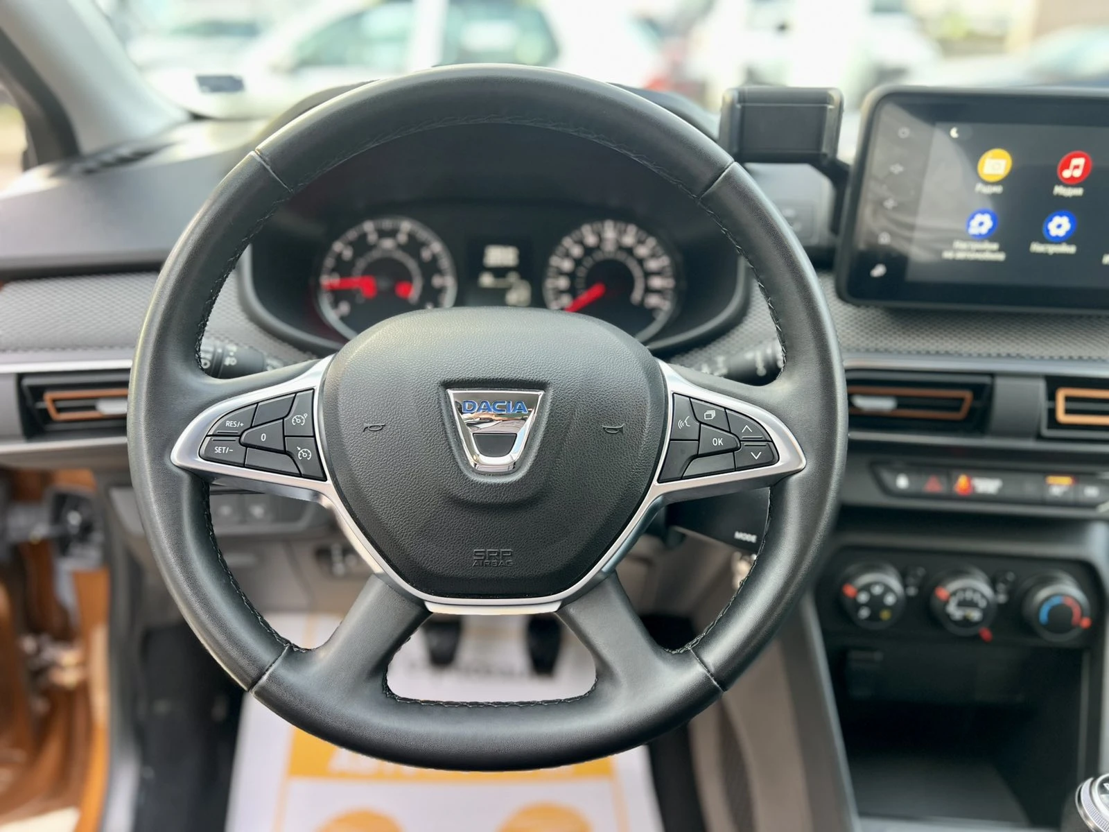 Dacia Sandero Stepway / 1.0 TCe / 100 �.�. / Eco-G / �������� | Mobile.bg � ����������� 11