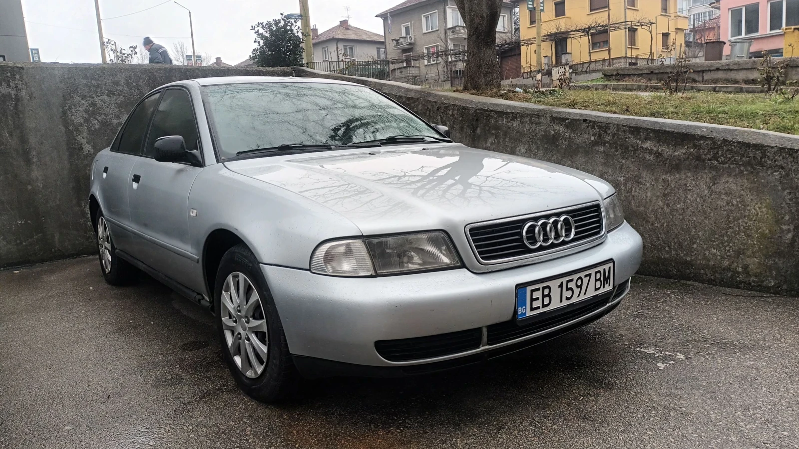 Audi A4 1.6 - изображение 3