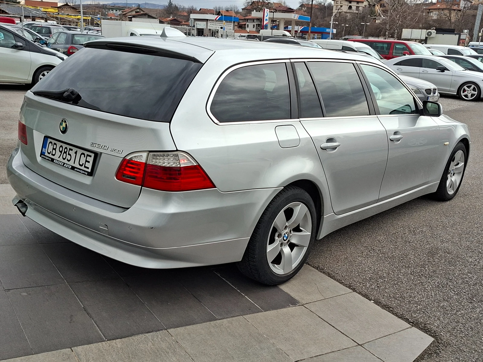 BMW 530  - изображение 8