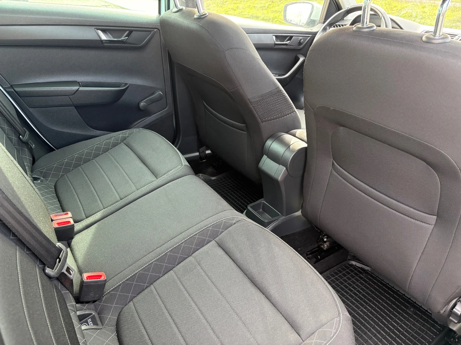 Skoda Fabia 1.4tdi - изображение 9