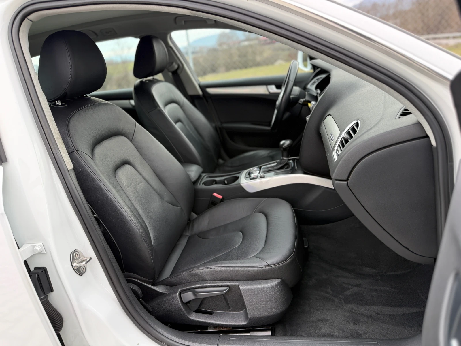 Audi A4 Allroad 2.0TDI QUATTRO BANG&OLUFSEN, снимка 14 - Автомобили и джипове - 53831423