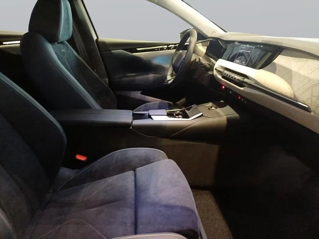 DS DS 4 N4/E-TENSE/213HP/JULES-VERNE/MASSAGE/360/MEMO/994g, снимка 10 - Автомобили и джипове - 54032677