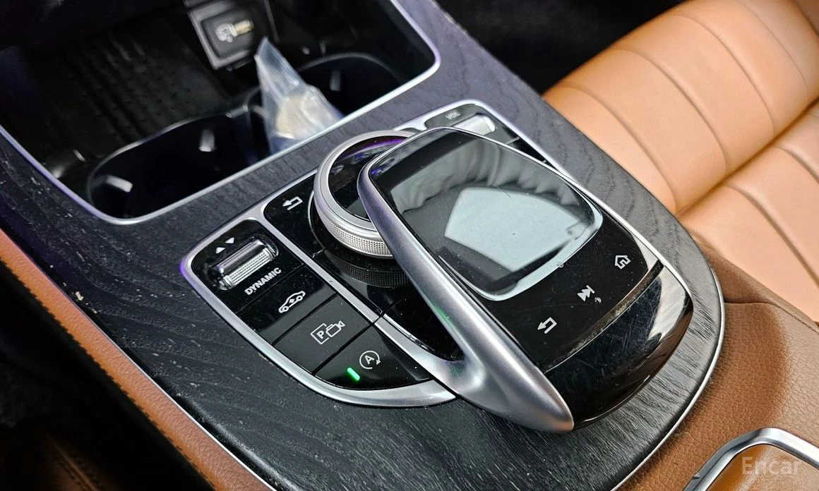 Mercedes-Benz E 220 d* COUPE* AMG* HEAD-UP* ПОДГРЕВ* КАМЕРА* AMBIENT, снимка 15 - Автомобили и джипове - 54215113