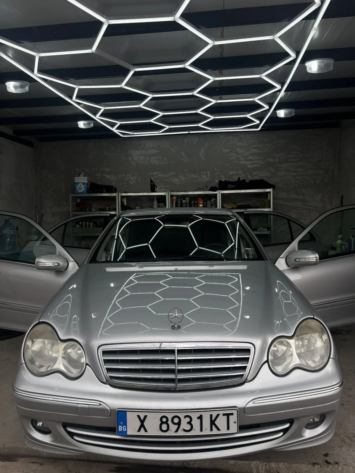 Mercedes-Benz C 220, снимка 4 - Автомобили и джипове - 54421285
