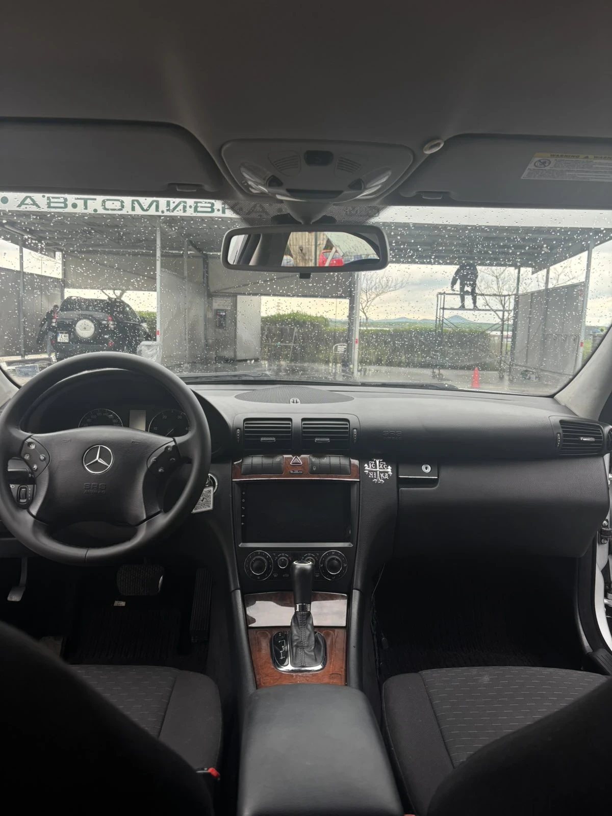 Mercedes-Benz C 220, снимка 13 - Автомобили и джипове - 54421285