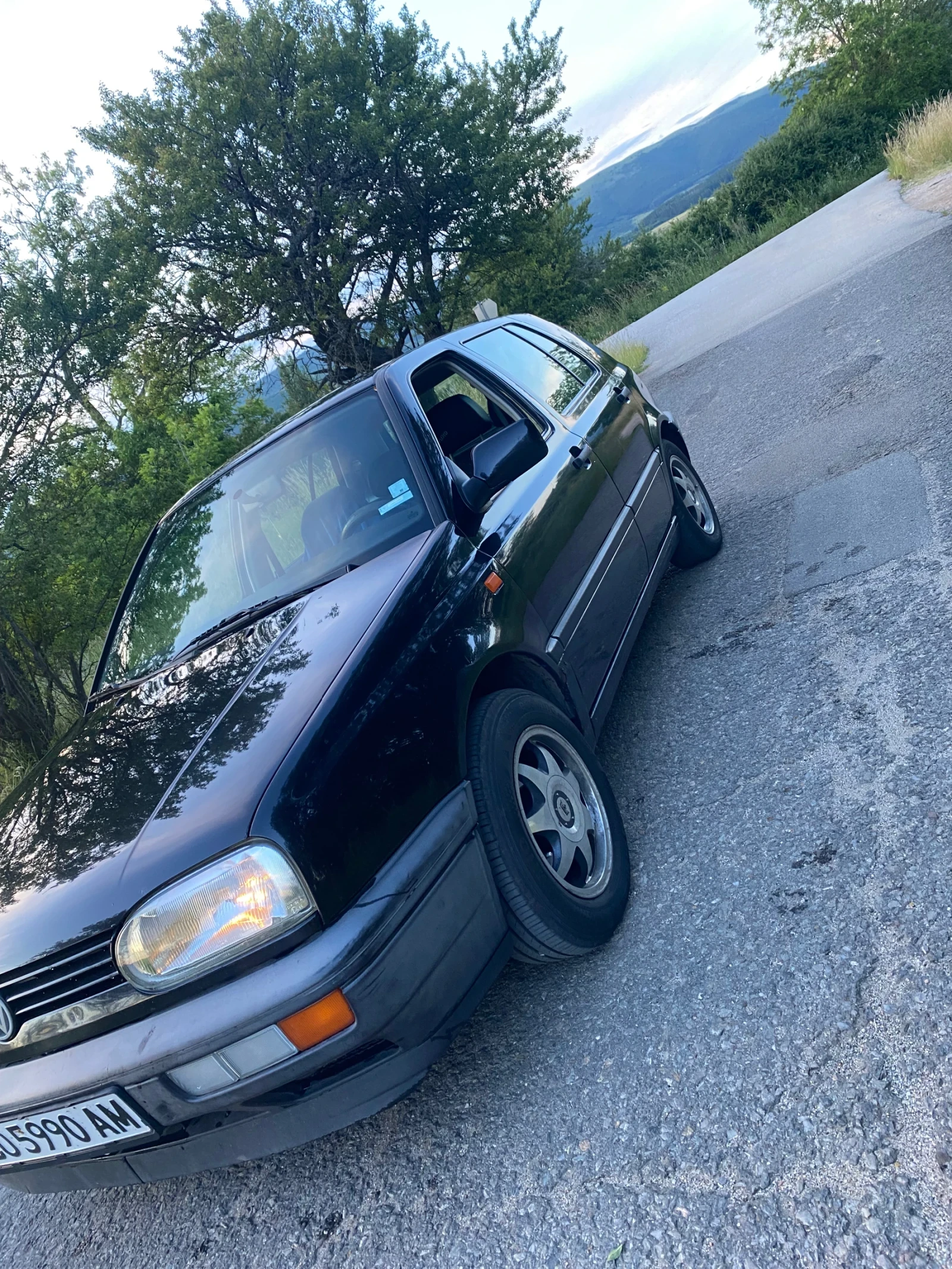 VW Golf, снимка 2 - Автомобили и джипове - 54977337